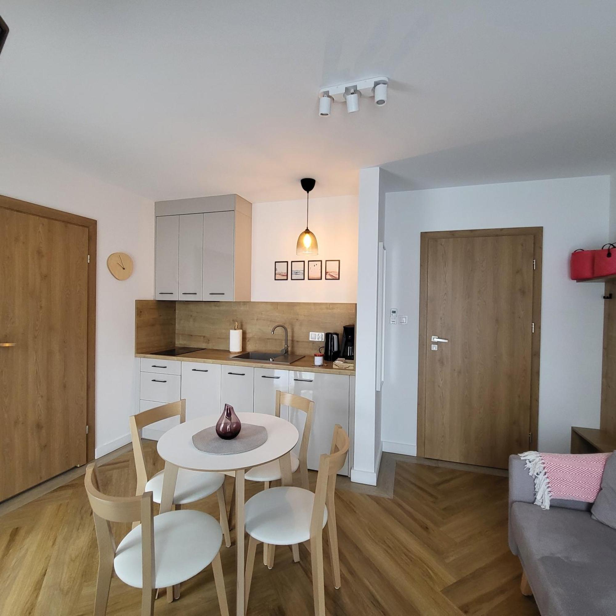 Apartamenty Julia Apartamenty Ozonowane Ustronie Morskie Kültér fotó